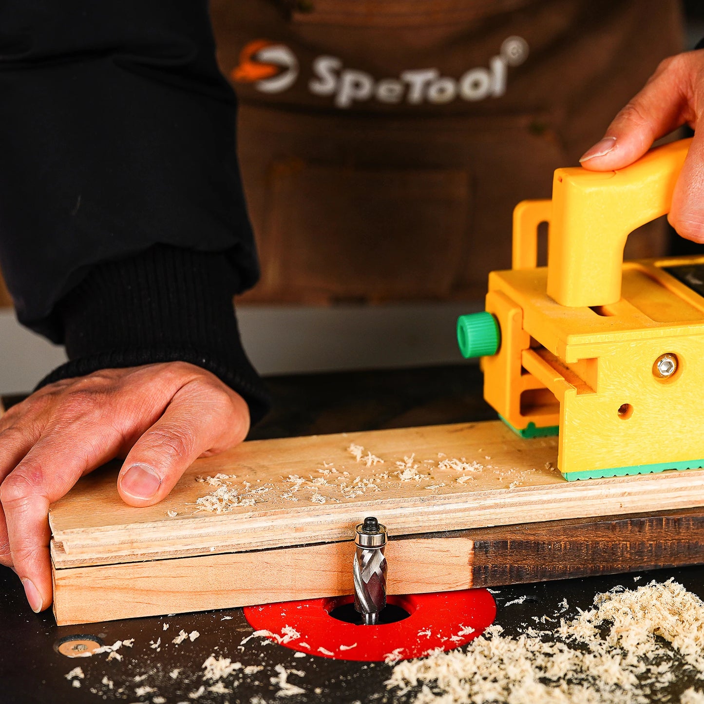 SpeTool 1pc Bearing Compression Spiral Flush Trim Router Bit, Solid Carbide Template Router Bit fo Pattern Work Woodworking Tool