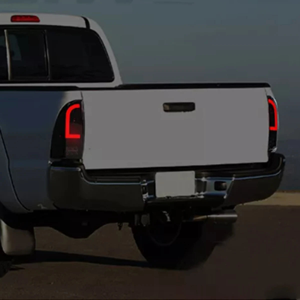 TYPY Car Turn signal Tail Lamp LED Fit For Toyota Tacoma 2005-2015 Automobile Rear Lamps Brake LED Taillights Car Accessories